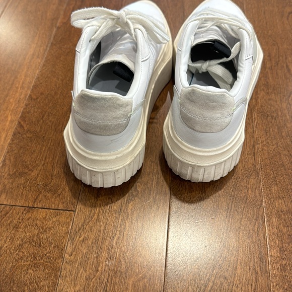 Adidas sneakers - Picture 4 of 6